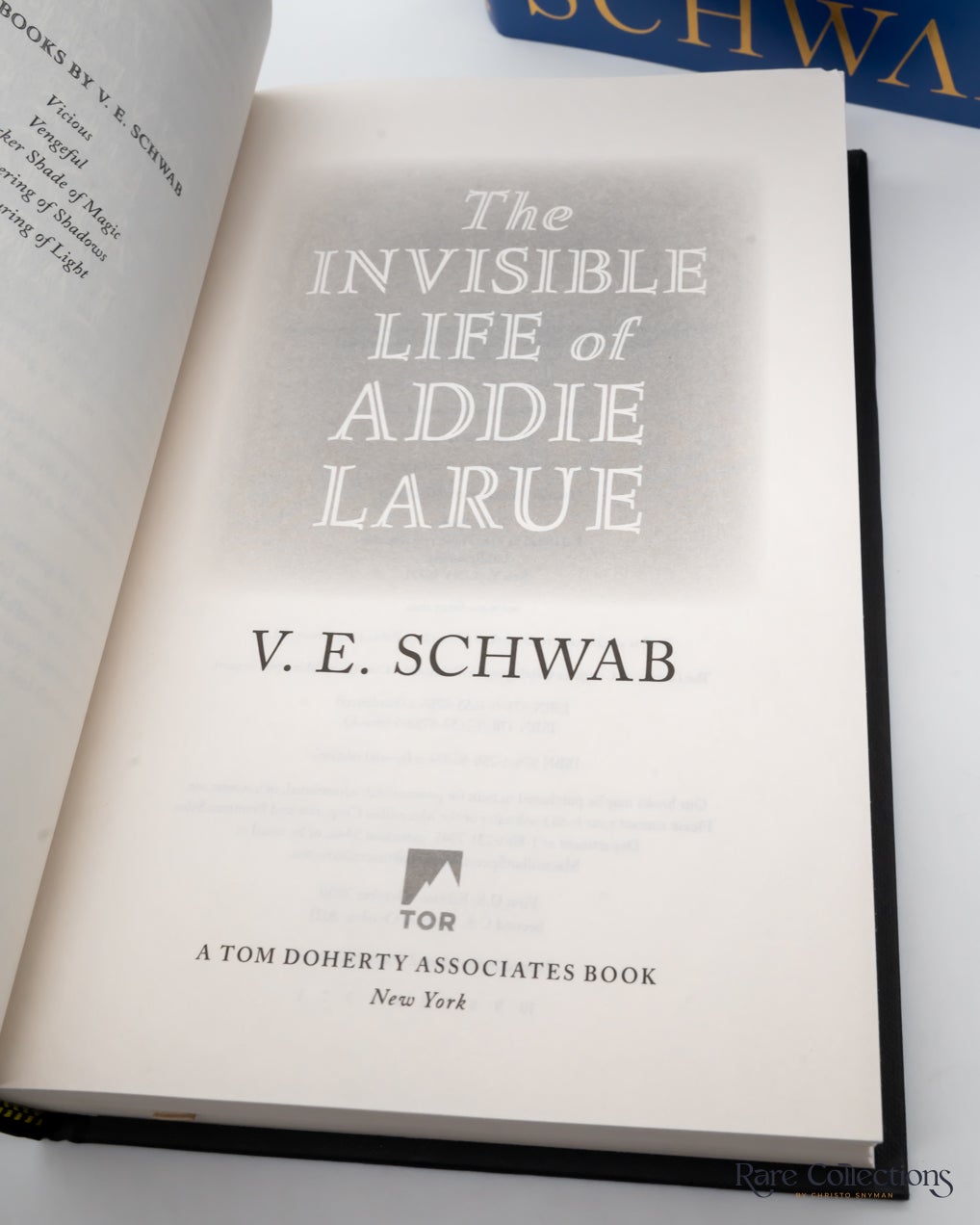 The Invisible Life of Addie Larue - Special Edition - V.E. Schwab (Hardcover)